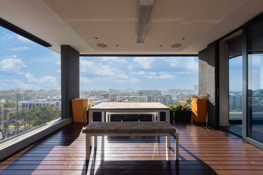 3 Bedroom Property for Sale in Green Point Western Cape
